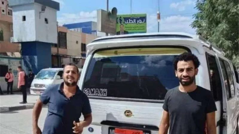شبيه محمد صلاح بالفيوم  يثير الجدل على السوشيال ميديا