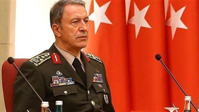 بعد أردوغان.. وزير الدفاع التركي يلتقي بأمير قطر في الدوحة