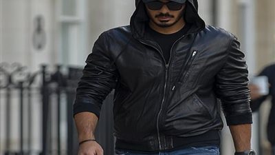 بالصور.. فضائح شقيق أمير قطر 