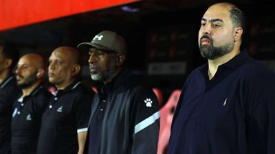 بعد ربيع ياسين.. مدربين مهددين بالرحيل عن أنديتهم
