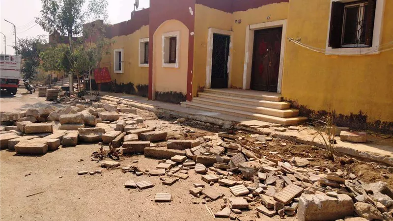 بدء أعمال تطوير ورفع كفاءة قريتي النسيج اليدوي بحي الكوثر
