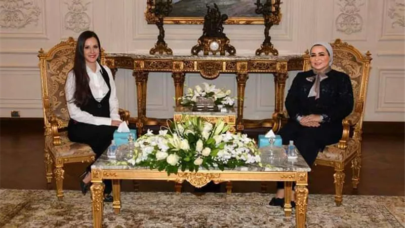 انتصار السيسي ترحب بالسيدة الأولى لجمهورية صربيا في مصر