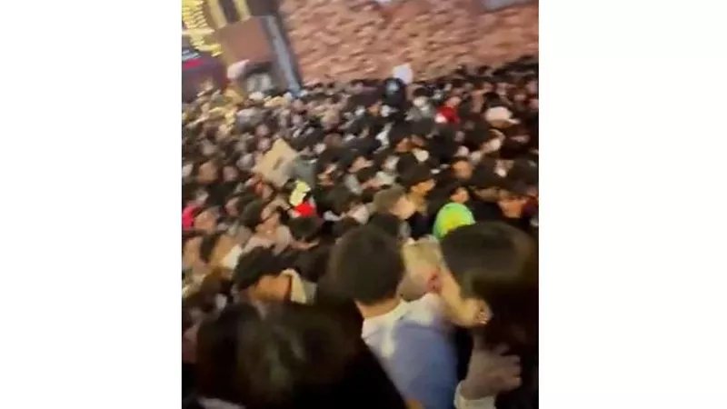 146 قتيلا.. كيف تحول الهالوين إلى هلعوين بكوريا الجنوبية؟ (فيديوهات)