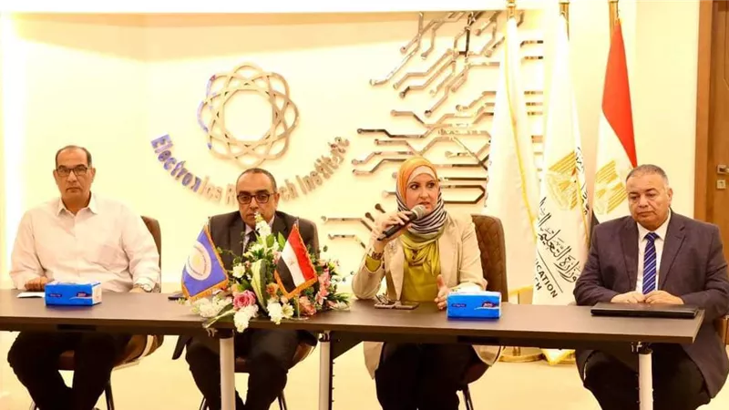 عاشور: ورشة عمل ببحوث الإلكترونيات حول تأهيل معامل المعهد للاعتماد الدولي