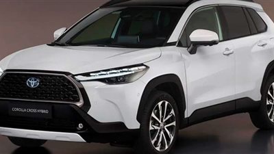 اعرف سيارة تويوتا كورولا كروس 2023 في الإمارات toyota corolla cross 2023