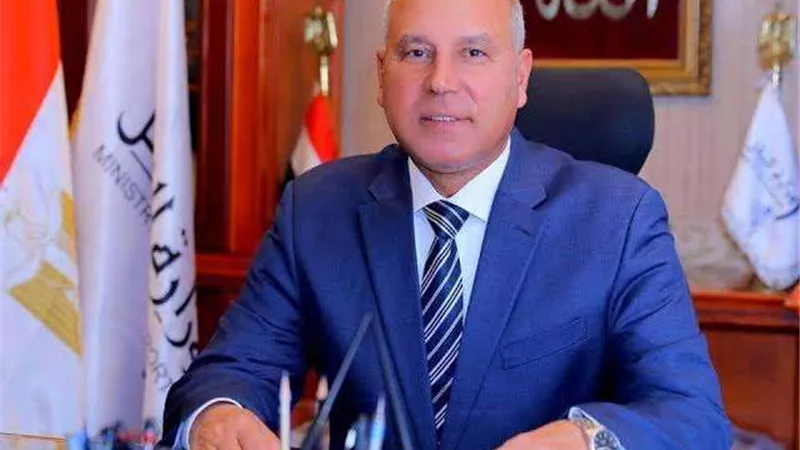 وزير النقل :  تكلفة الخط الثالث لمترو الأنفاق بلغت 100 مليار جنية