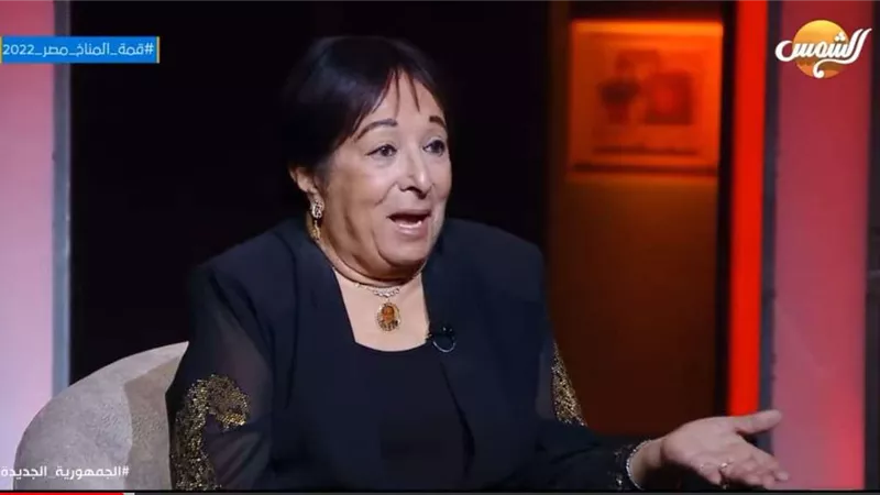 سميرة عبدالعزيز لـ لمحمد رمضان: عاوزني أمثل معاك اعتذرلى غير كدا معطلكش