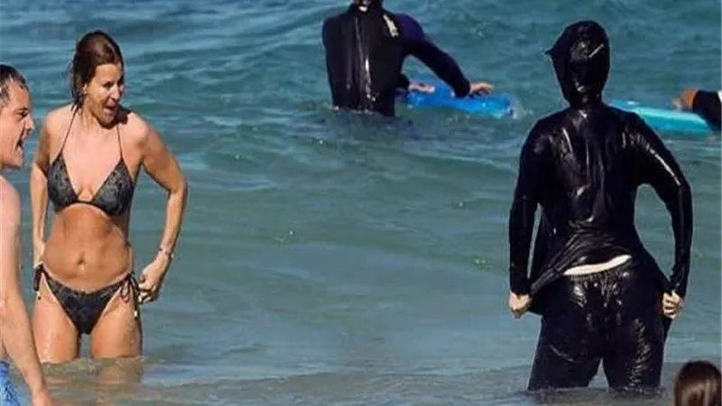 بعد واقعة المايوة..المصريين يطلقون حملة للتضامن مع البوركينى