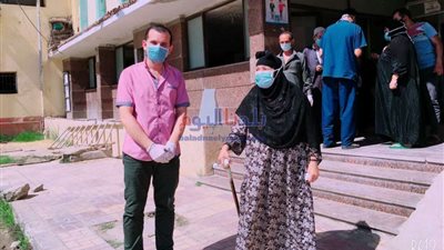 تعافي 20 حاله جديدة من كورونا ومغادرتهم عزل الصدر في بني سويف