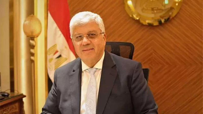 التعليم العالي: تيودور بلهارس ينظم ندوته الثانية حول تأثير التغير المناخى على الصحة والنظام البيئى