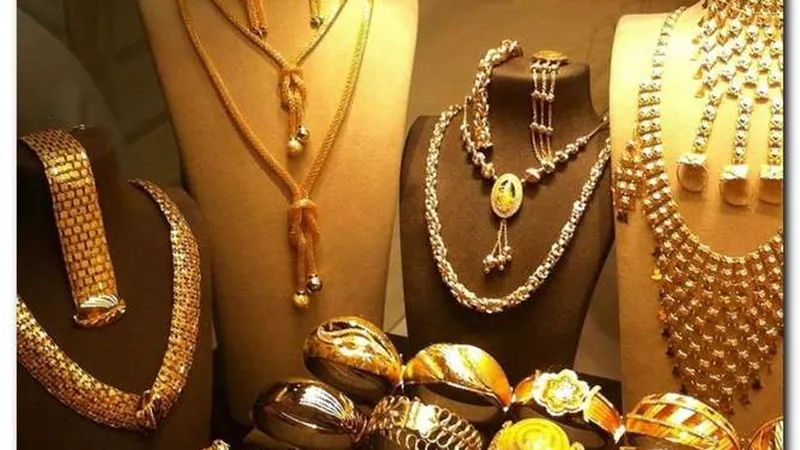 سعر الذهب يتراجع 18 جنيها في ختام تعاملات اليوم