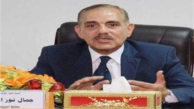 كفر الشيخ تحتفل بعيدها القومي بافتتاحات ووضع إكليل الزهور على النصب التذكاري