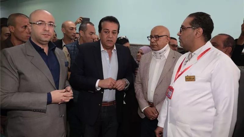 وزير الصحة ومحافظ بني سويف يتفقدان مستشفى الواسطي المركزي