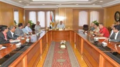 محافظ أسيوط يترأس الاجتماع التنسيقي لتسهيل إجراءات تنفيذ محطات القطار الكهربائي السريع