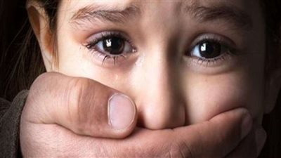 تعالو نلعب عريس وعروسة.. قصة عاجوز هتك عرض 4 أطفال بالدقهلية