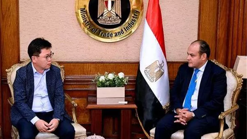 وزير التجارة يبحث مع وفد سامسونج مصر خططها التوسعية بالسوق خلال المرحلة المقبلة
