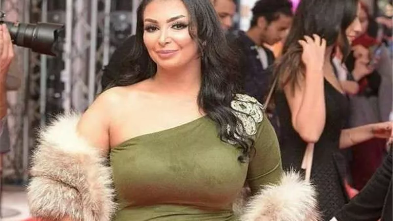 شاهد.. كيف احتفلت شاهيناز بأغنيتها الجديدة 