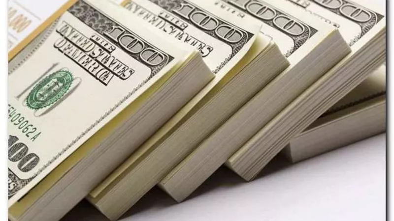 1.17 جنيه زيادة أسبوعية في سعر الدولار بختام تعاملات اليوم