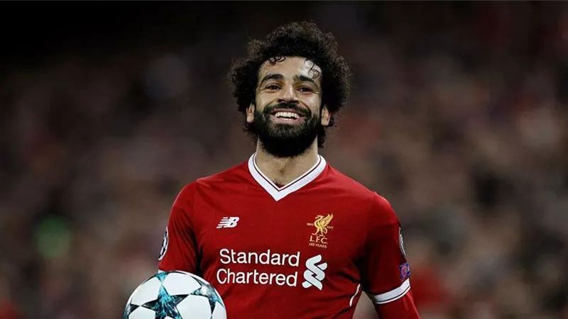 شاهد.. شاب مصري يجسد شخصية محمد صلاح في فيلم 