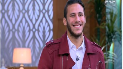 هيدرسفيلد يتلاعب بالأهلي ويُقرب رمضان صبحي من الدوري الإيطالي
