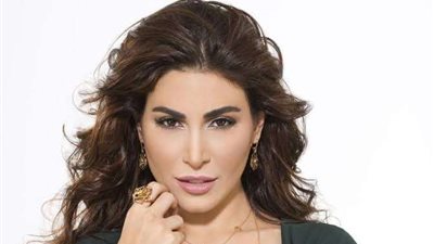 يارا تستقبل العيد على طريقتها الخاصة (فيديو)
