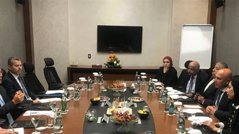 وزير النقل يعقد إجتماع ثنائي رفيع المستوى مع أمين عام المنظمة البحرية الدولية