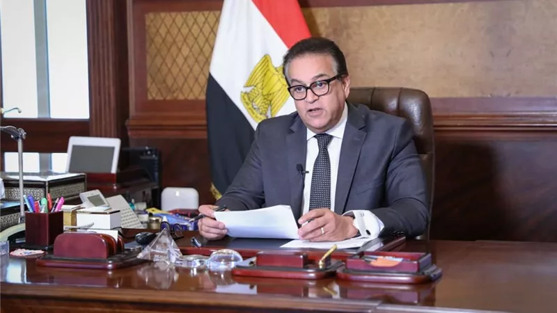 خالد عبدالغفار يتفقد أجنحة المنطقة الخضراء بشرم الشيخ
