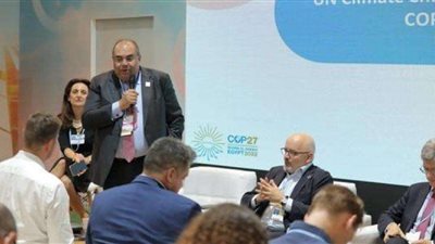 محيي الدين: المشروعات الخضراء الذكية نموذج مصري لدعم مراكز الأبحاث في العمل المناخي