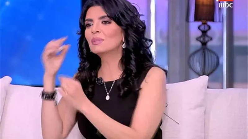 فيديو| أنغام بتألف.. هدى عمار تكشف حقيقة غنائها تتر هوانم جاردن سيتي