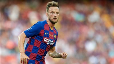 برشلونة يمنح راكيتيتش تحقيق حلمه والإعتزال مع إشبيلية