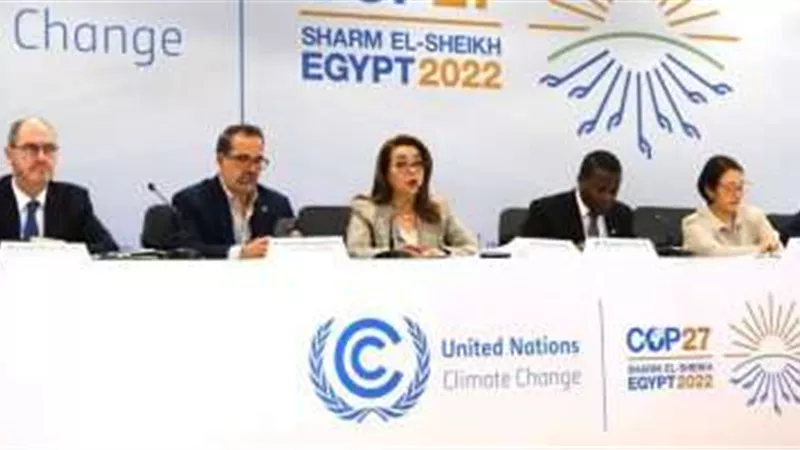 غادة والي: قد تتخطى نسبة مواد البلاستيك بالبحار نسبة الأسماك وفقا للتقديرات عام 2050