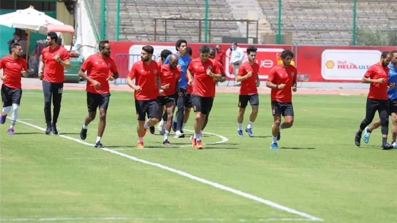 بالأسماء.. الأهلي بدون 10 لاعبين بعد عودة الدوري