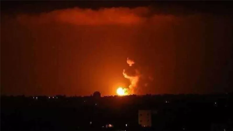 انفجار عدة قنابل في مجمع سجون شرق أفغانستان