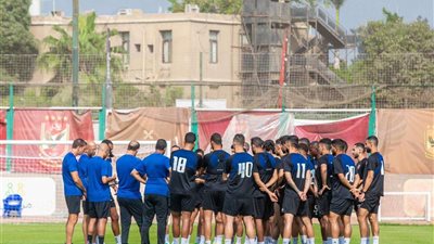 الأهلي يستأنف تدريباته.. وكولر وعبد الحفيظ يجتمعان باللاعبين