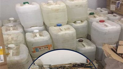 ضبط 17200 زجاجة عطور ماركات عالمية مجهولة المصدر بالمرج