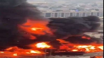 بالفيديو.. اندلاع حريق هائل في محطة قطار الحرمين بجدة