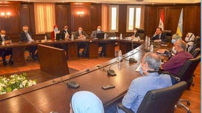 نائب محافظ الإسكندرية تعقد اجتماعا مع مدير برنامج التنمية المحلية بصعيد مصر