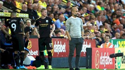 جوارديولا يتلقي صدمة كبيرة في خط دفاع مانشستر سيتي