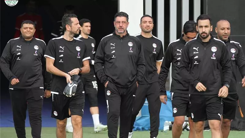 تشكيل منتخب مصر أمام بلجيكا لم تتضح معالمه.. وتدريبات فردية لأحمد الشناوي