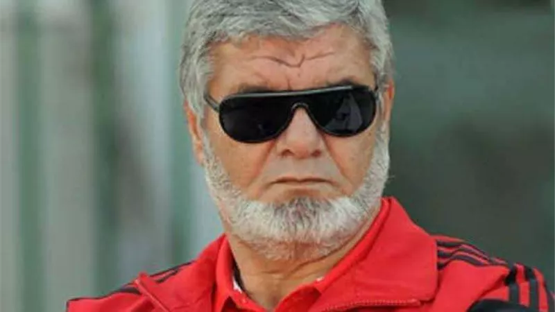 الكابتن إكرامي يكشف سر تعرض الخطيب لحملة تشويه ممنهجة