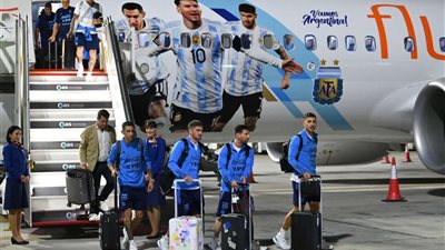 وصول منتخب الأرجنتين إلى الدوحة للمشاركة بكأس العالم