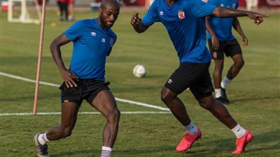 الأهلي يواجه خطر جديد قبل لقاء إنبي
