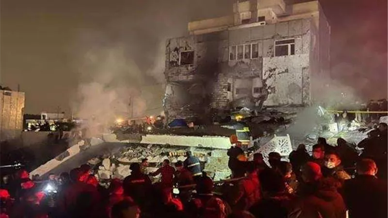 سقوط ضحايا إثر انهيار مبنى بسبب انفجار «خزان غاز» في العراق