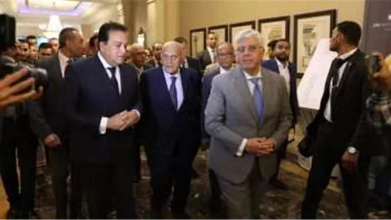 وزير التعليم العالى: المستشفيات الجامعية تلعب دورا رئيسيا بمجال زراعة الأعضاء