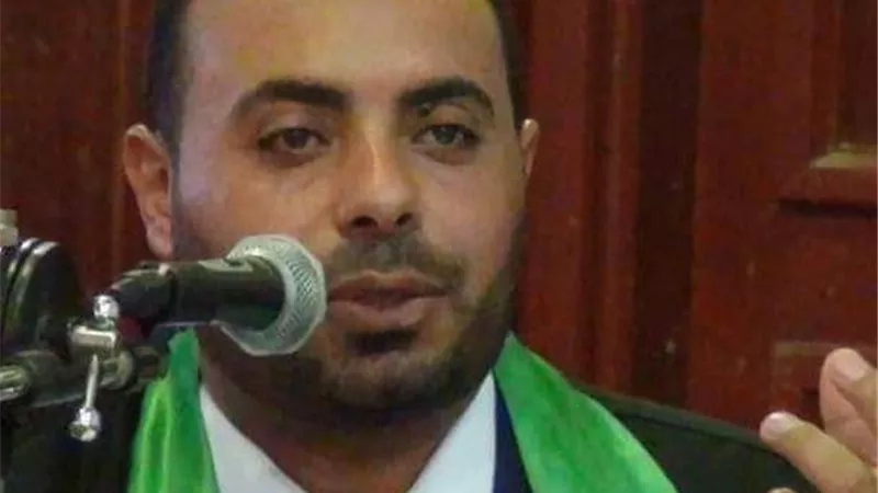 تشيع جثمان أستاذ جامعي توفي أثناء الصلاة