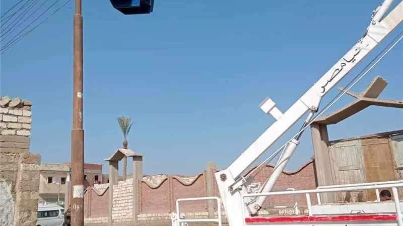 الوحدة المحلية بالفشن تواصل مواجهة التعديات ورفع القمامة والمخلفات