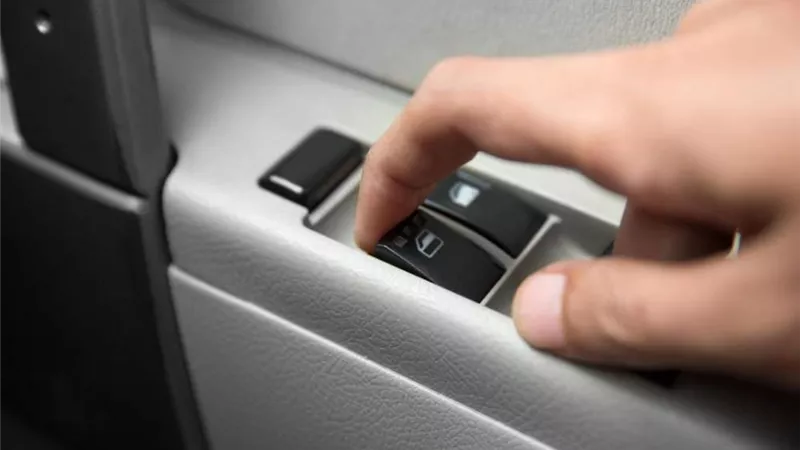 لذوي الاحتياجات الخاصة.. تعرف على خطوات الحصول على سيارة مُعفاة من الجمارك