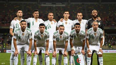 يوسف البلايلي يقود هجوم منتخب الجزائر لمواجهه نظيره السويدي