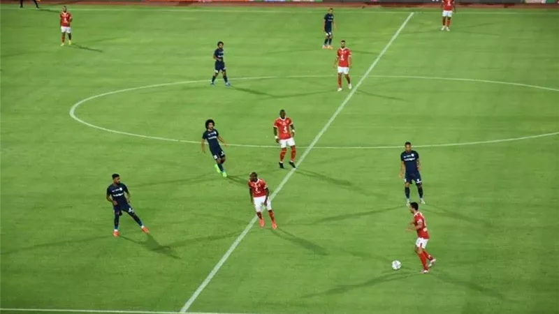 التعادل السلبي يسيطر على أحداث الشوط الأول من الأهلي وإنبي