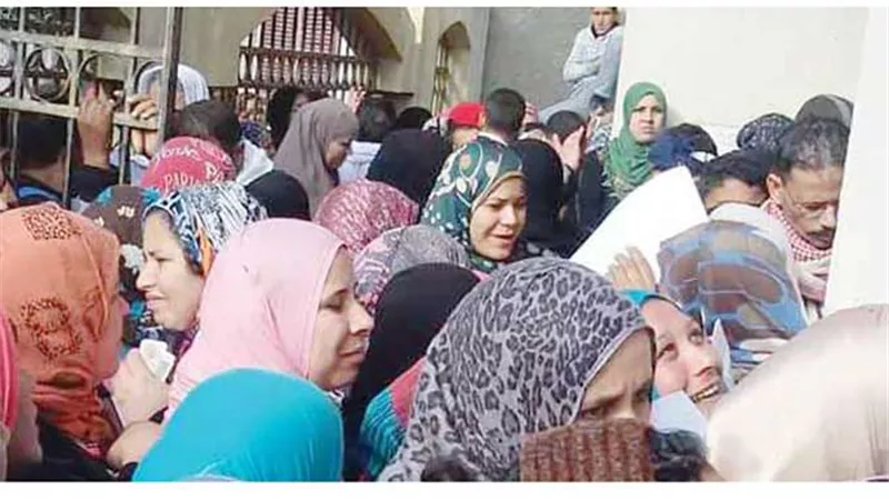 اليوم.. إلغاء معاشات الأرامل والمطلقات وتكافل وكرامة لمن يحصل على مساعدات الجمعيات الخيرية أمام البرلمان